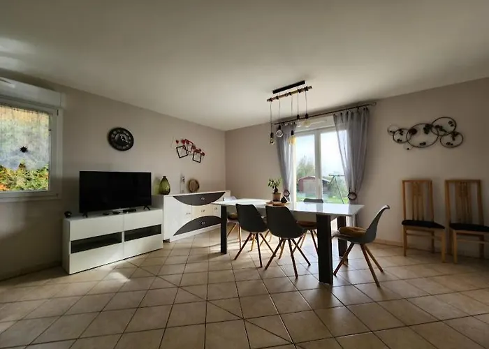 Semesterbostad Stonecasa